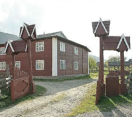 у ганнусі, *