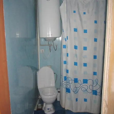 у ганнусі, *